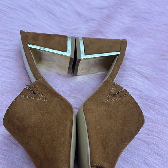 Halston Vegan suede dress sandal gold detail cognac color - Picture 9 of 10